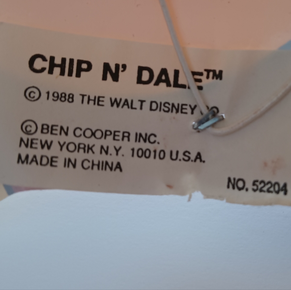 𝐃𝐢𝐬𝐧𝐞𝐲 𝟏𝟗𝟖𝟖 𝐂𝐡𝐢𝐩 𝐑𝐞𝐬𝐜𝐮𝐞 𝐑𝐚𝐧𝐠𝐞𝐫𝐬 𝐌𝐚𝐬𝐤 - Picture 4 of 5